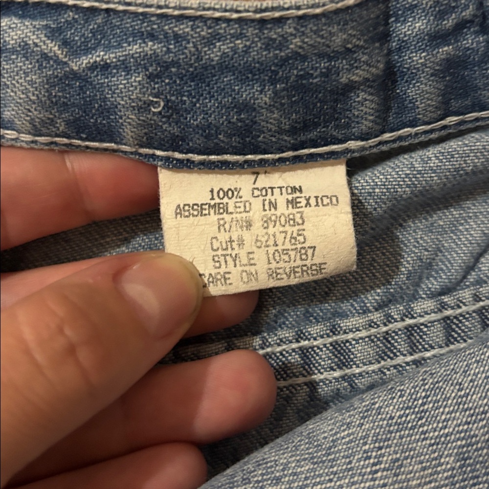 L.E.I. Women’s Jean Shorts, Great Condition! Junior’s Size 7, 100% Cotton - Picture 4 of 11